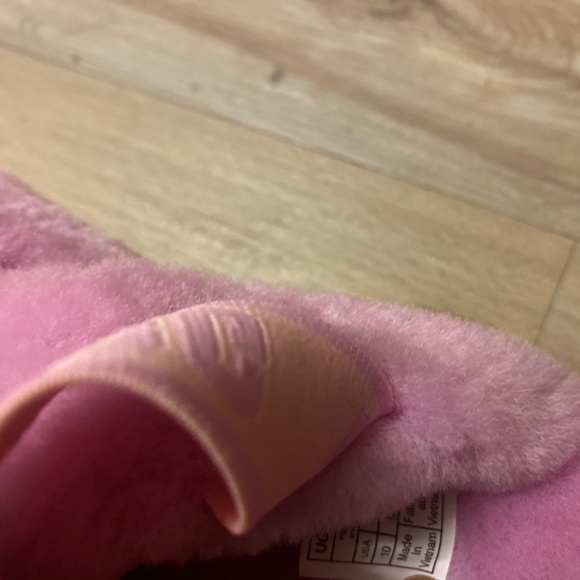 Ugg Multicolored Disco Knot Slides Size 10 - Picture 13 of 16